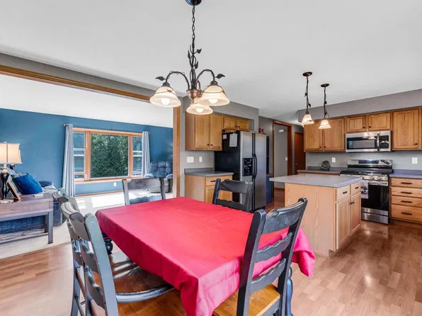 W6860 Wood AVENUE, Delavan, WI 53115