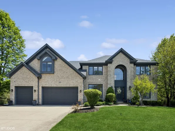 4276 Colton Cir, Naperville, IL 60564