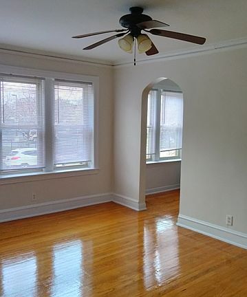 3rd image of 5043 N Springfield Ave #2