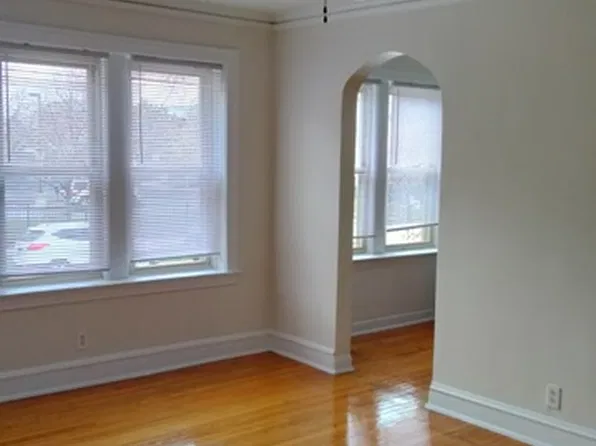 5043 N Springfield Ave #2, Chicago, IL 60625