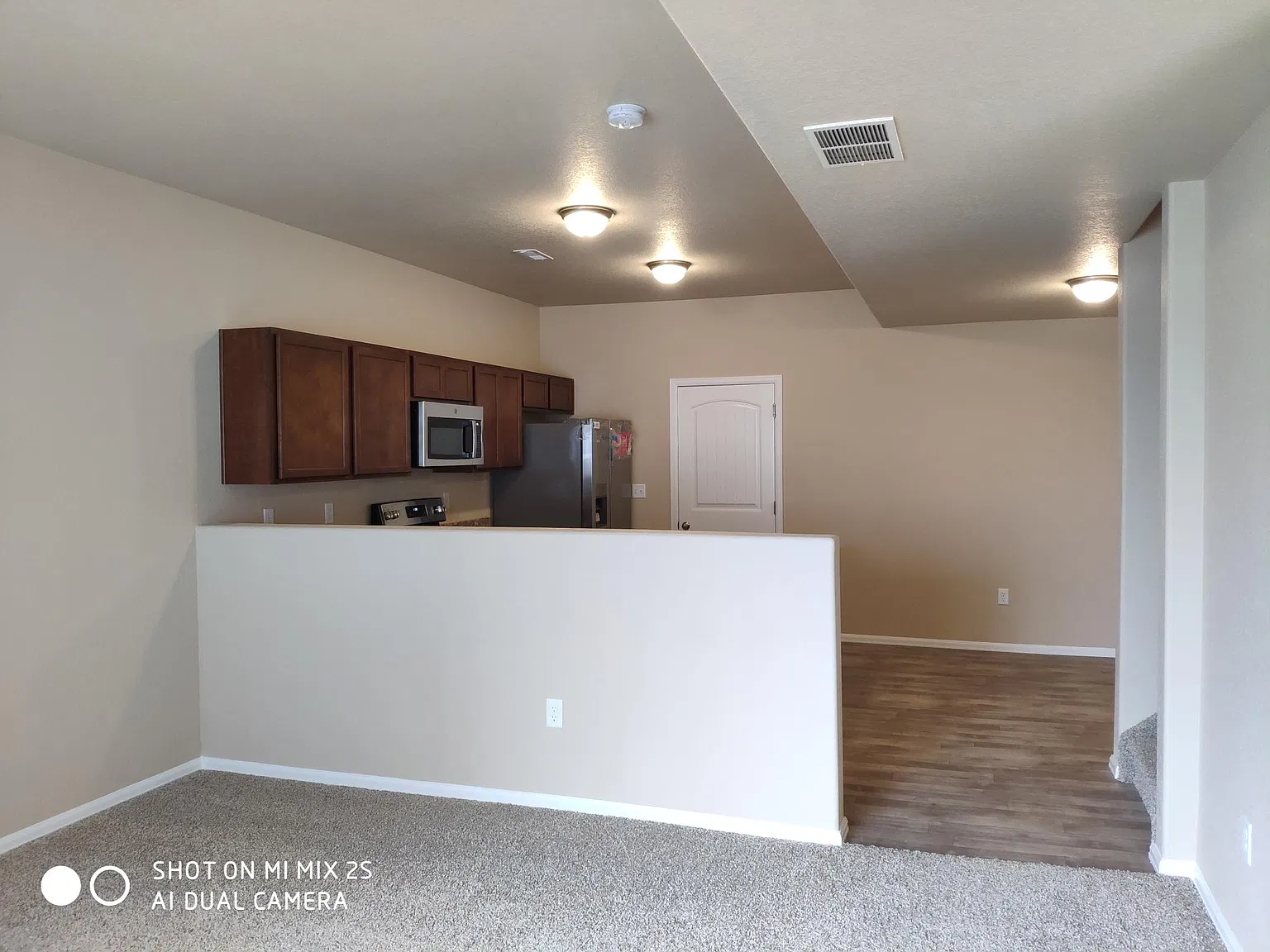 7644 Sand Lake Hts — Photo 3