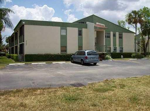 1st image of 4140 NW 90th Ave APT 104