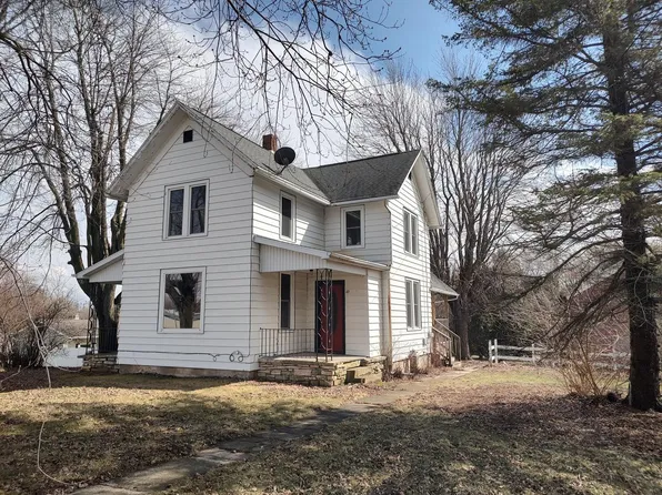 49 East Breed STREET, Chilton, WI 53014