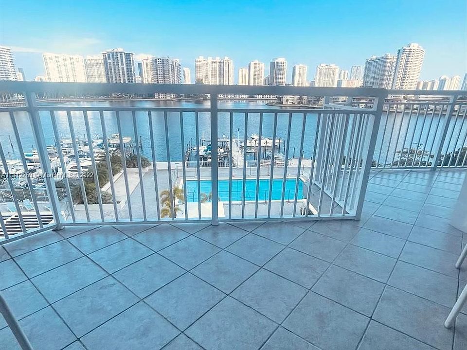 1st image of 18041 Biscayne Blvd APT 604