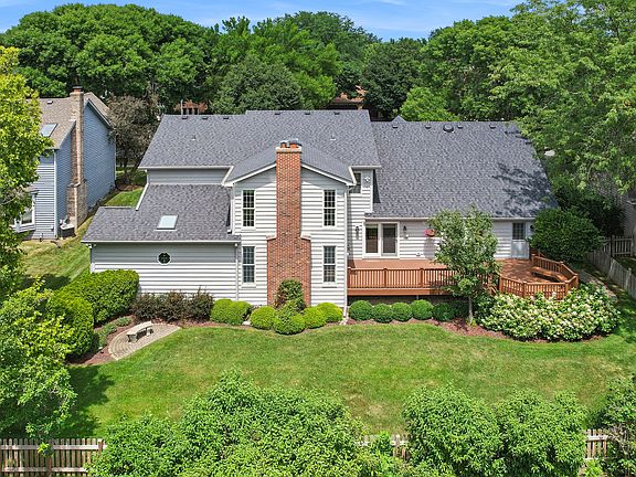 2nd image of 510 Cloverleaf Ct