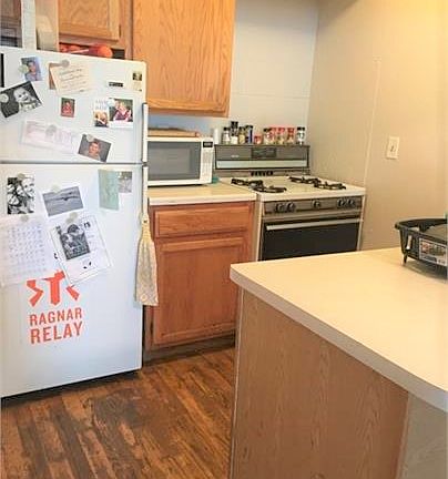 5th image of 3512 Bryant Ave S #205