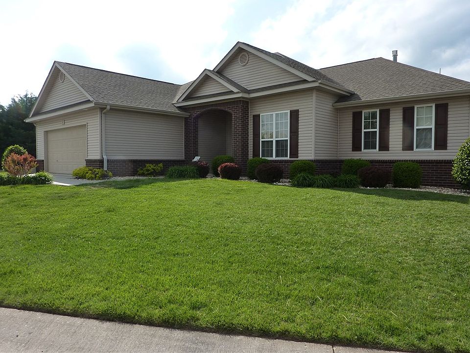 1st image of 1 Parkridge Dr