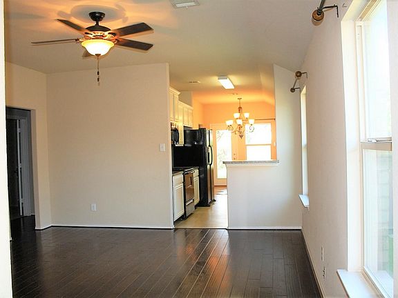 5th image of 1300 Alder Tree Ln