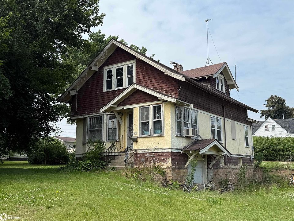 2nd image of 909 Harding St