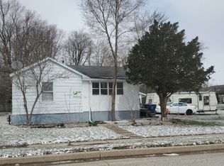 721 E Cemetery Ave, Pontiac, IL 61726