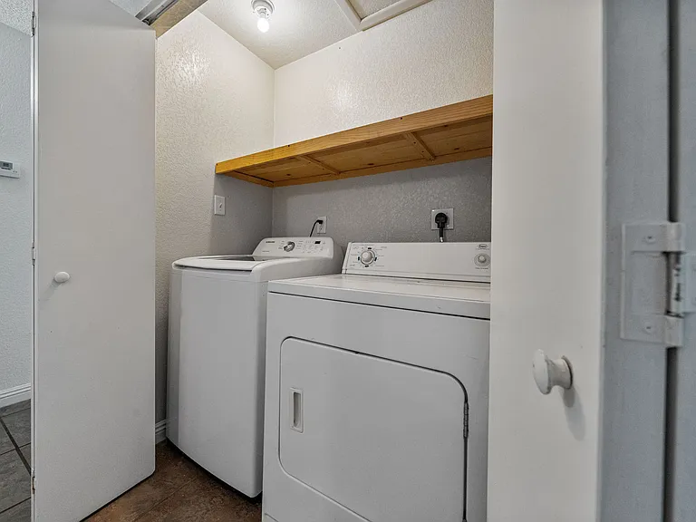 6378 E 45th Ln — Photo 23