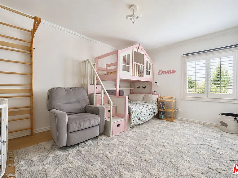 4733 S La Villa Marina #C — Photo 32