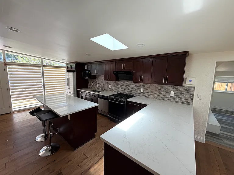 445 Virginia Ave — Photo 10