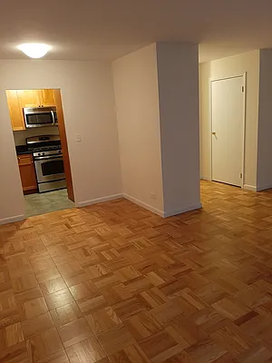 Rented by CitySites Real Estate Group | media 2