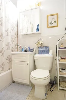 Rented by Compass | media 17