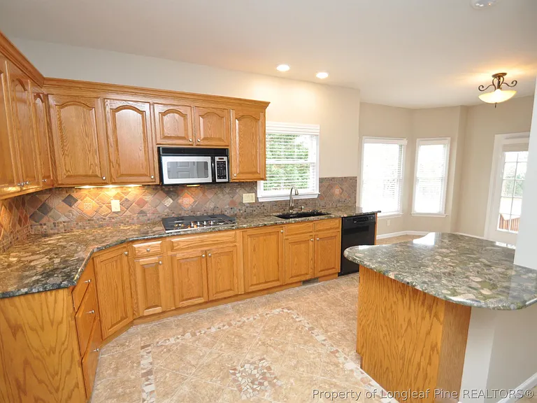 133 Cumberland Green Dr — Photo 8