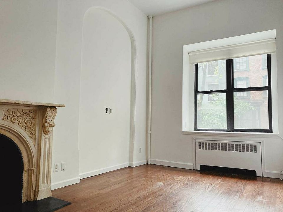 1st image of 125 E 30th St #2AA