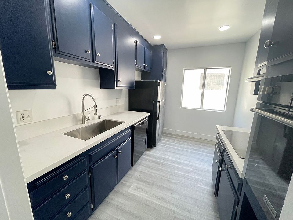 1st image of 5035 Coldwater Canyon Ave APT 207