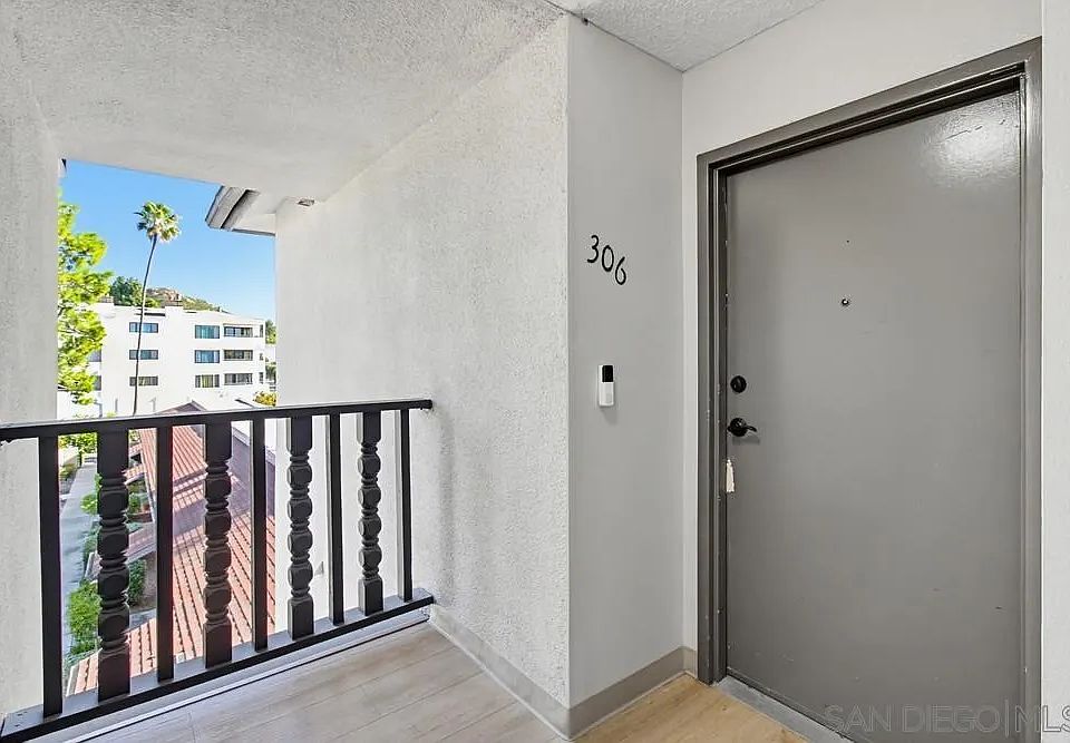 6924 Hyde Park Dr Unit 306, San Diego, CA 92119 | Zillow
