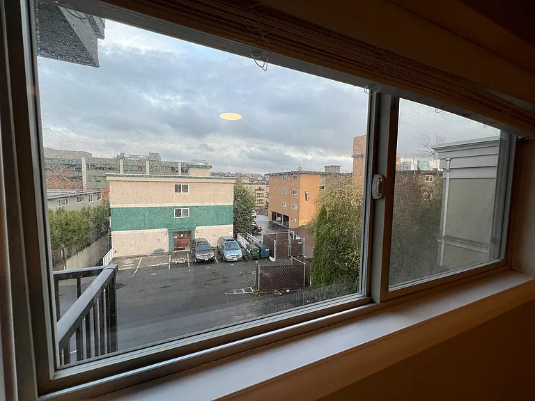 1016 6th Ave N #301 — Photo 14