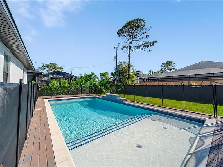4665 Key Largo Ln — Photo 31