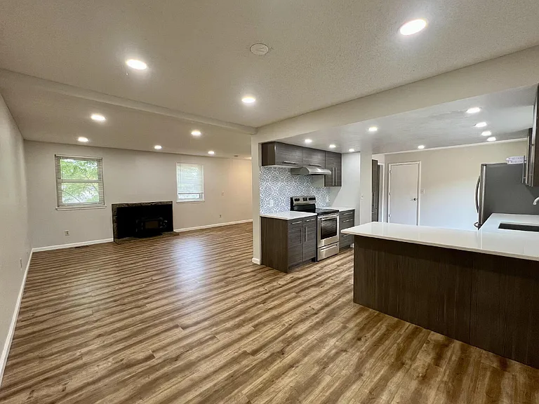 13238 Alcott Cir — Photo 8