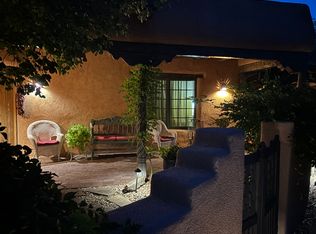 441 Apodaca Hill St #B, Santa Fe, NM 87501