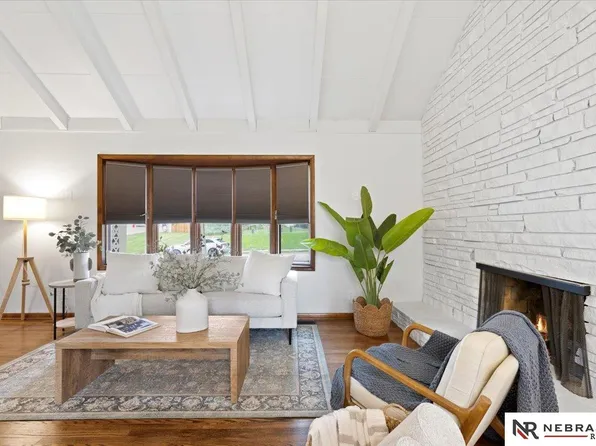 8234 Ralston Ave, Ralston, NE 68127