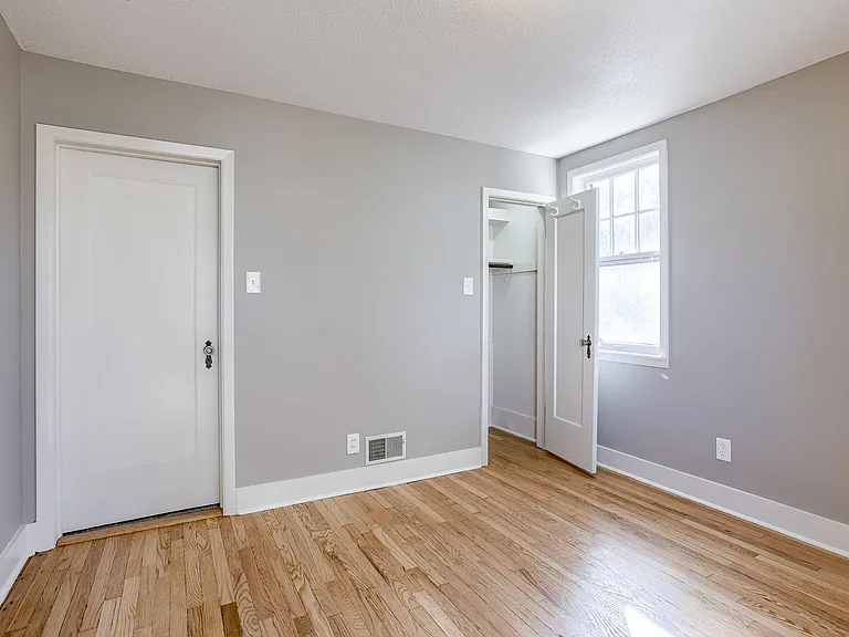 4829 Pine St — Photo 14