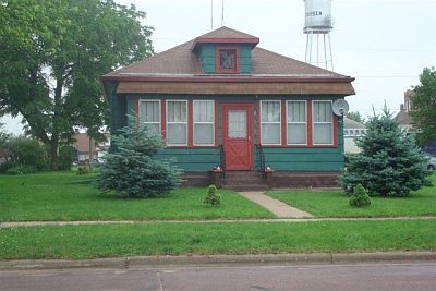 1st image of 214 Sorenson St