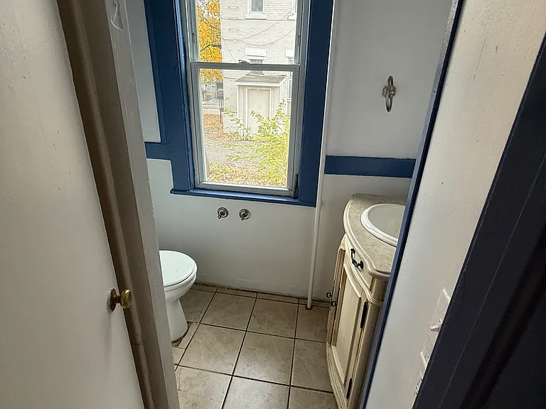 36 Rowley St #2 — Photo 8