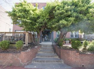 526 5th St SE #204, Washington, DC 20003