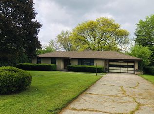 339 N Alfred Ave, Elgin, IL 60123