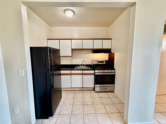3rd image of 629 E 19th St APT 303