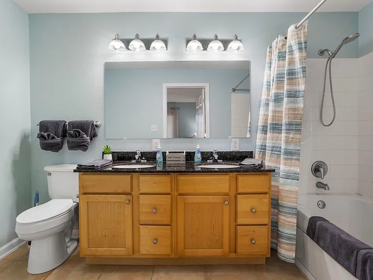 Beachview Dr — Photo 14