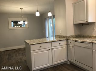 65 Sheraton Dr, Rochester, NY 14616