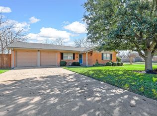 800 S Kate St, White Settlement, TX 76108