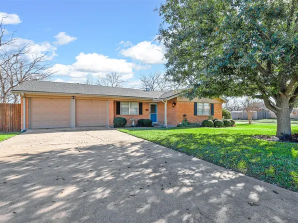 800 S Kate St, White Settlement, TX 76108