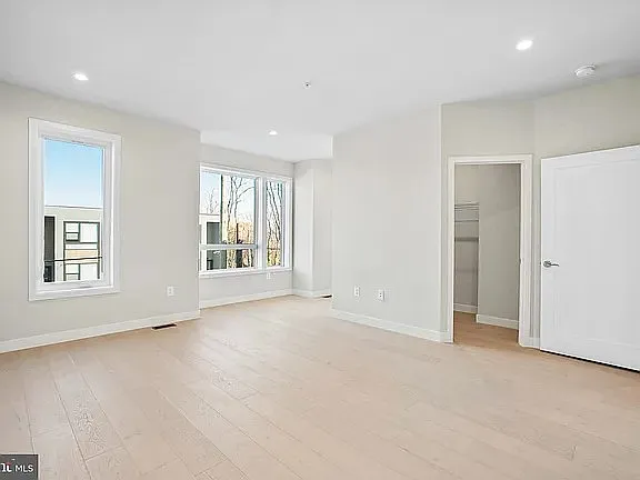 2520 Elvans Rd SE — Photo 13