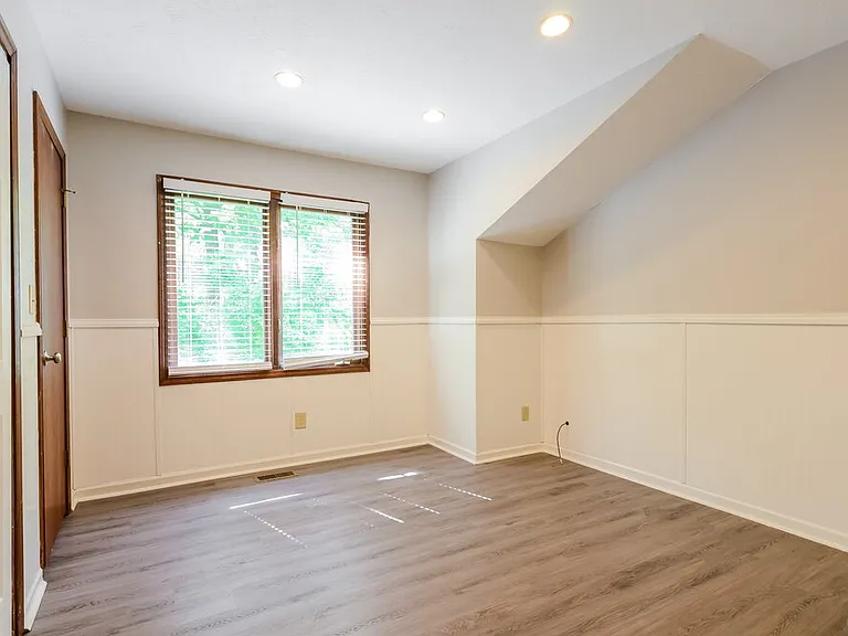 1804 Shorter Ct — Photo 13