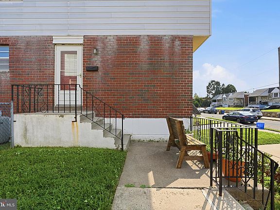 3rd image of 9749 Evans St