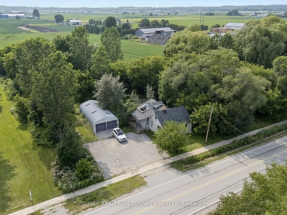 2nd image of 18930 Dufferin St