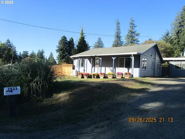 1623 N Fir St, Coquille, OR 97423