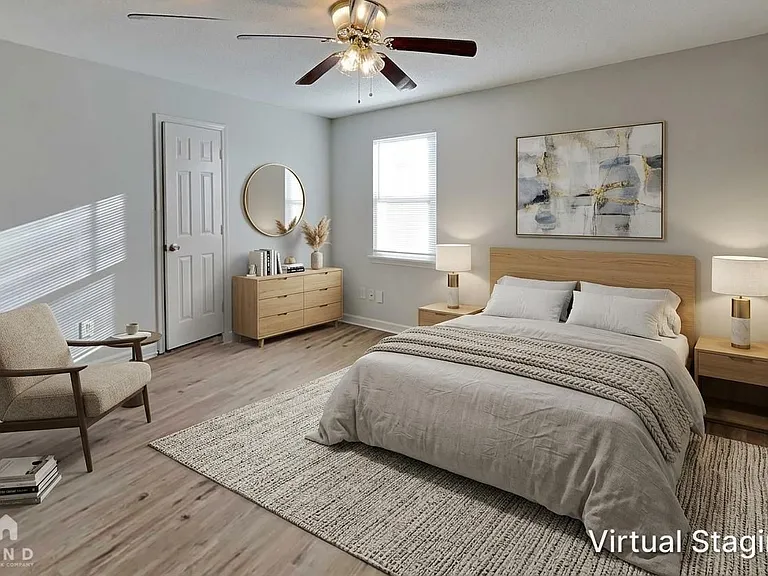 2241 Thornfield Rd — Photo 4