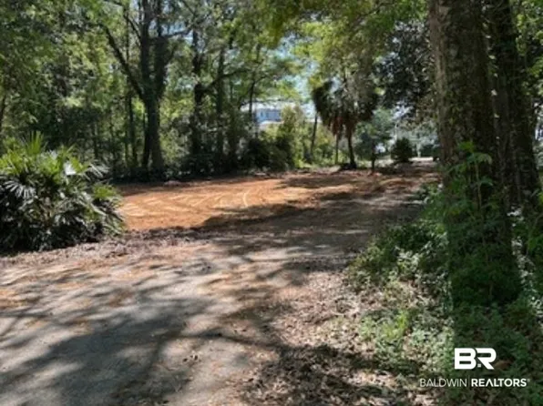 24168 Bay Shore Dr, Daphne, AL 36526