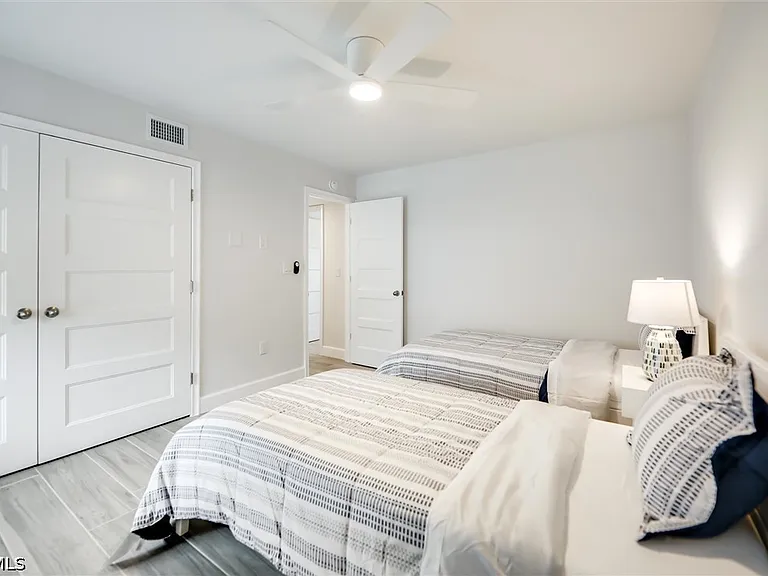 760 Sextant Dr #321 — Photo 34