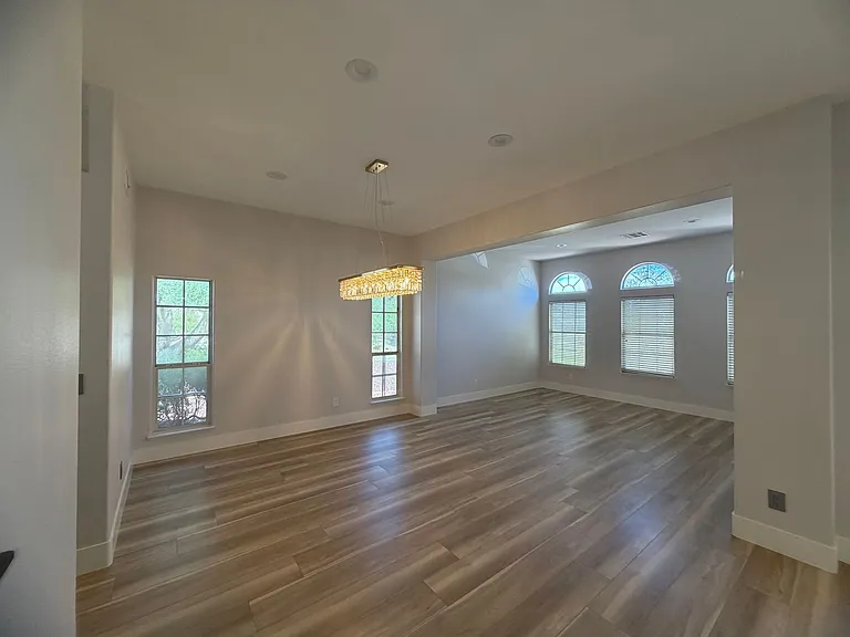 5004 Elm Grove Dr — Photo 7