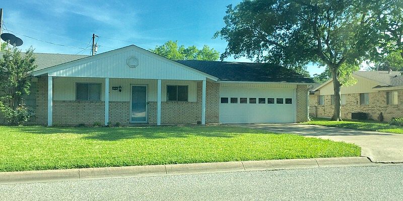 1st image of 514 W McLain Dr