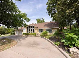 4 Forest Rd, Ponca City, OK 74604