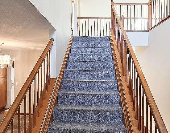 5th image of 20420 Kelly Place